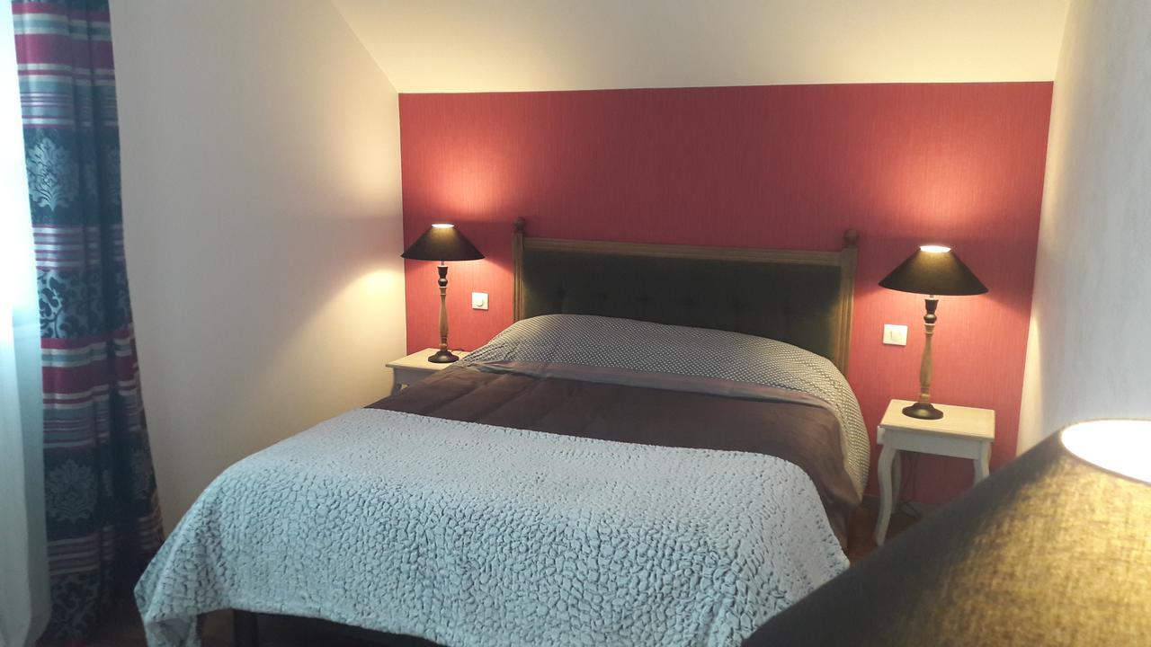 Hotel Les Aubepines Illiers-Combray Buitenkant foto